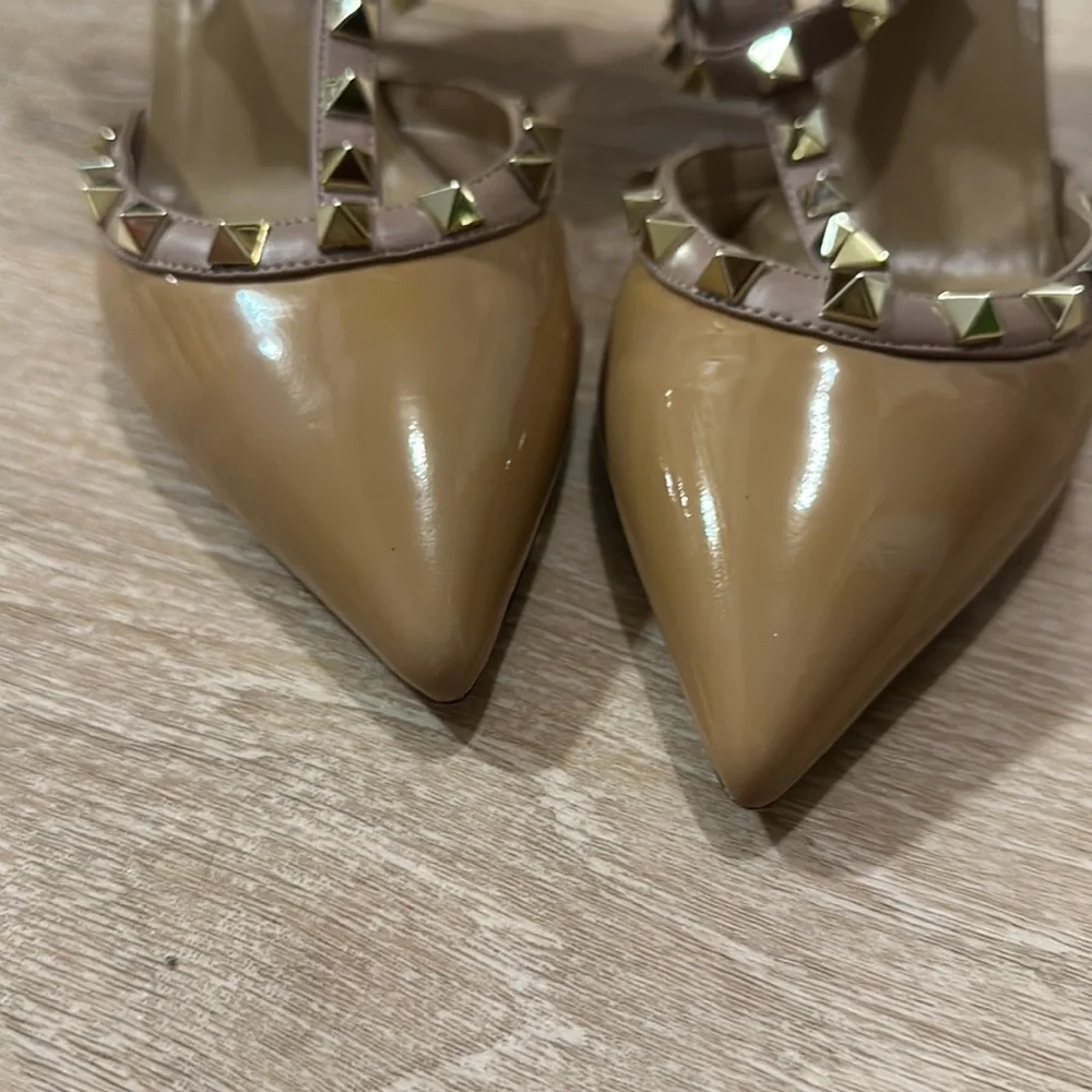 Kaitlyn pan rock stud lower heels high ankle straps